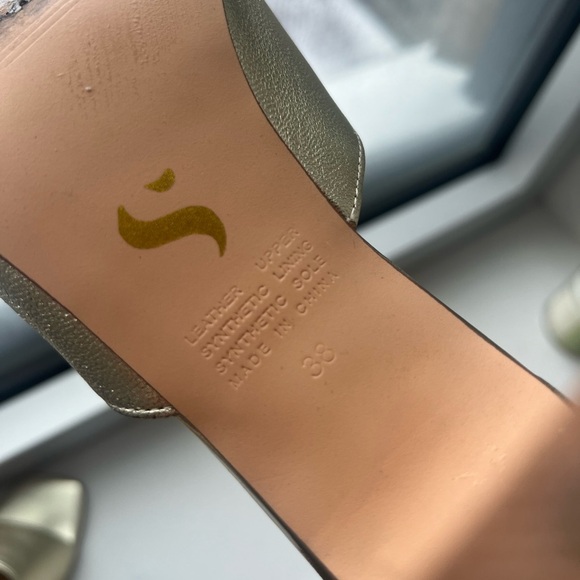 SIREN SHOES KALLIE SHAVED BLOCK HEEL MULE IN SOFT GOLD LEATHER - Picture 8 of 8